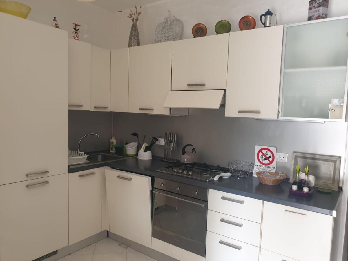 Pizzo Beach Club. One Bedroom Apt 13G Eksteriør bilde