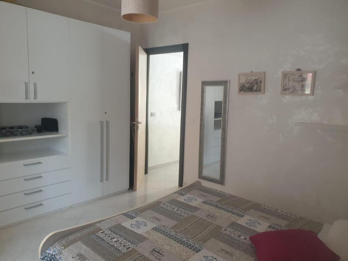Pizzo Beach Club. One Bedroom Apt 13G Eksteriør bilde